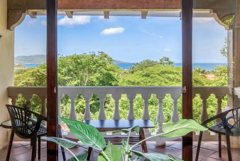 Flamingo Penthouse • Vast Ocean Views • Sleeps 10 - Image 1