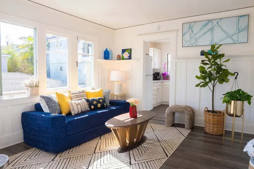 Casa Hermosa | Beachside Coastal Retreat - Image 1