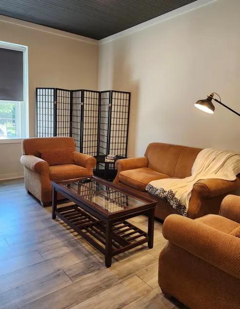 Quiet Apartment in Downtown Elloree. - Image 1