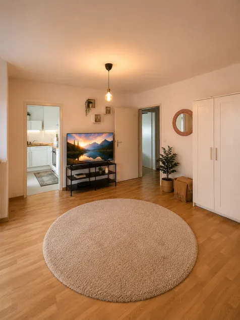 Modern Comfort Two Bedroom Apartment with Balcony - Image 1