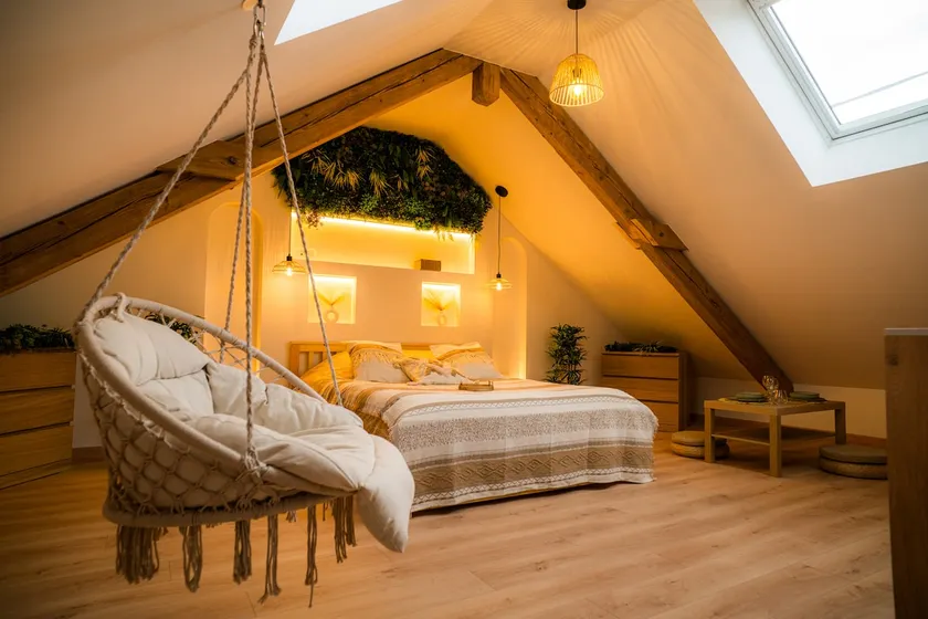 Bali love nest • Movie theater • Spa • A/C - Image 1