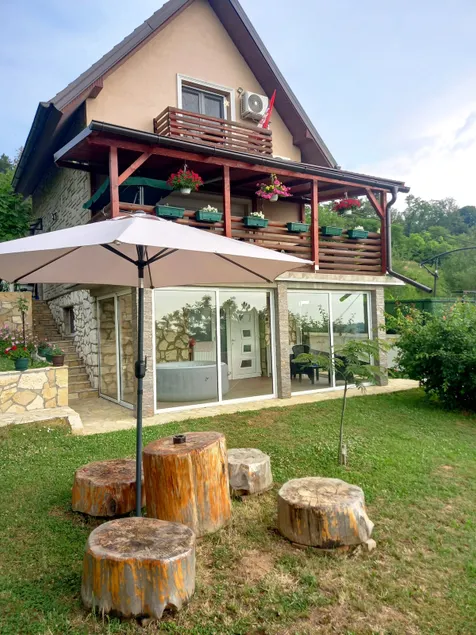 Milicin KONAK cottage, Fruška Gora - Image 1