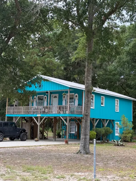Blue Crab Shack - Image 1