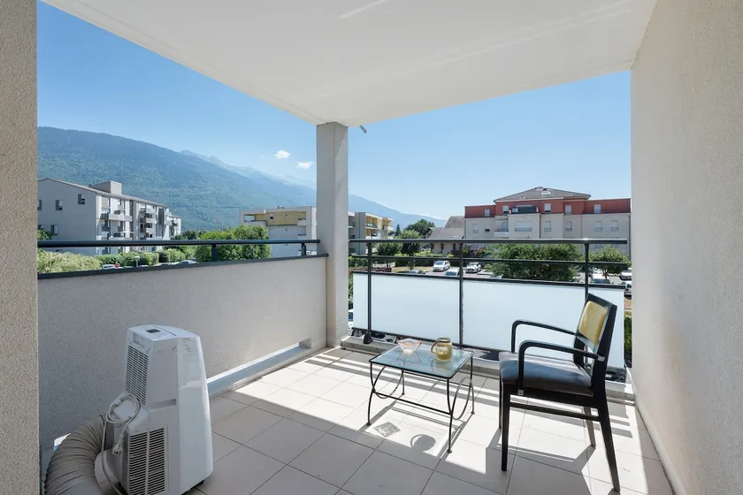 Apartment With 3 Bedrooms in Albertville, With Wonderful Mountain View, Enclosed Garden and Wifi - Image 1