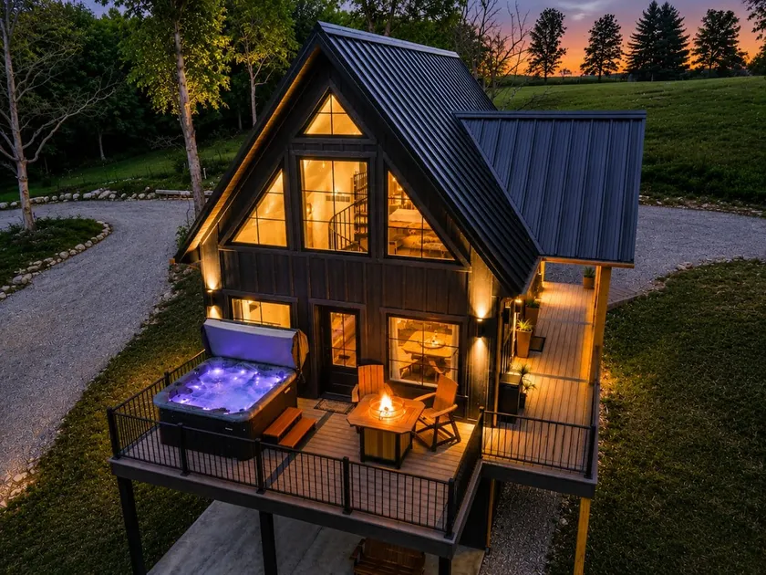 Honey Hideaway | Luxury Couples Cabin + Hot Tub - Image 1