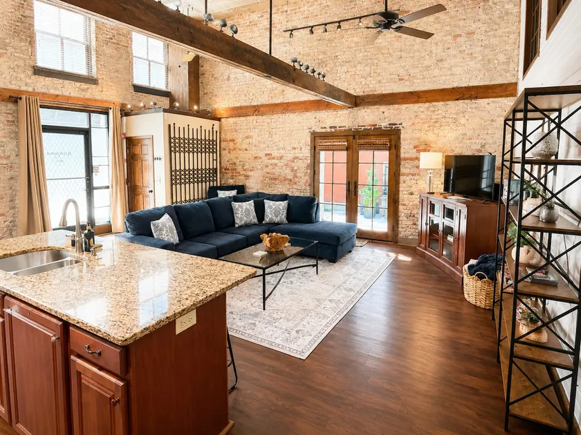 Three Chances Historic Uptown Loft! - Image 1
