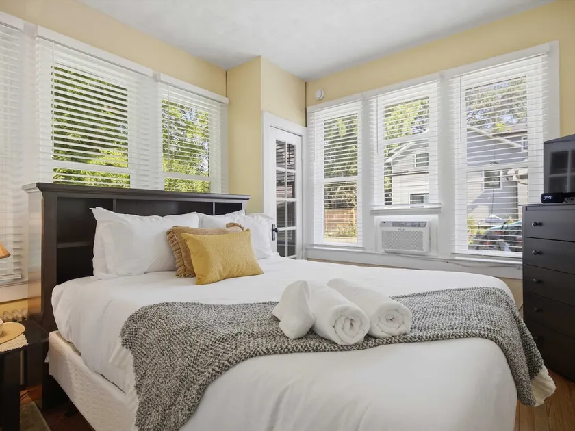 Charming Del Ray Home Near Old Town & METRO-rail - Image 1