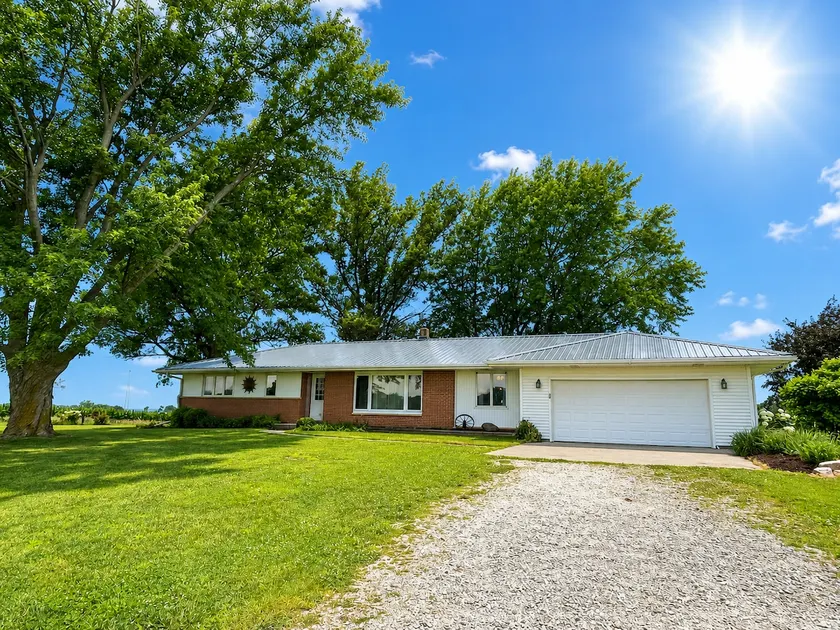 Sunset Ridge Farm - Peaceful Iowa Retreat - Image 1