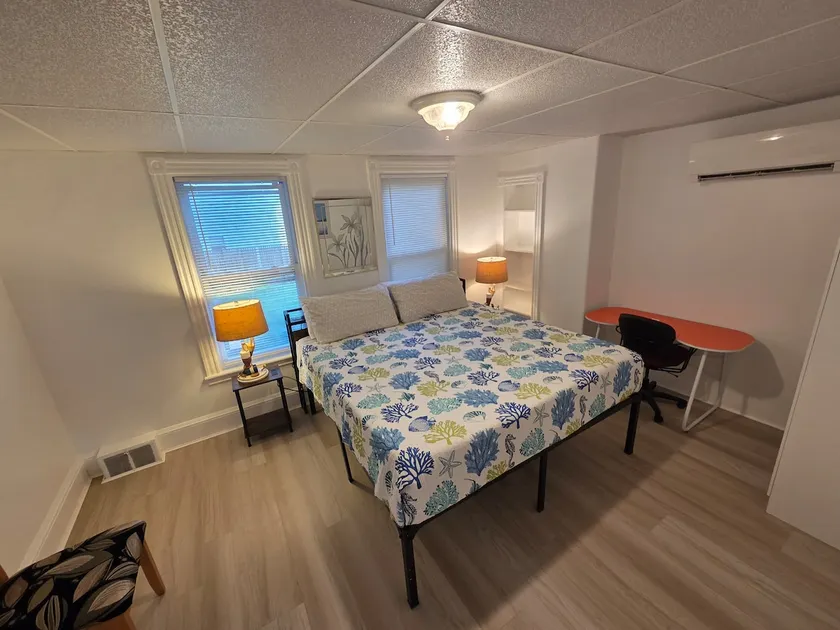 Renovated 3BD apt Pet Friendly and 8 min to beach - Image 1
