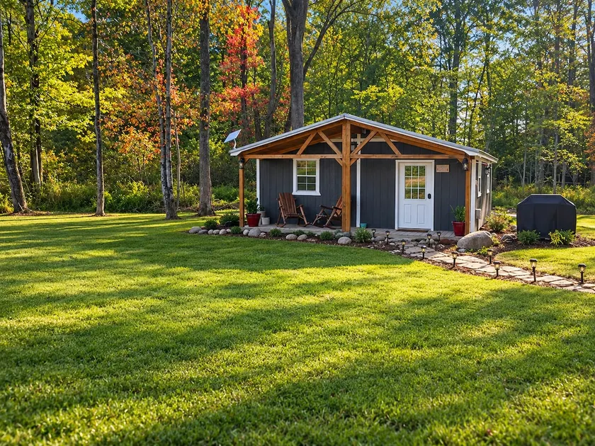 Cabin in the meadows - Image 1