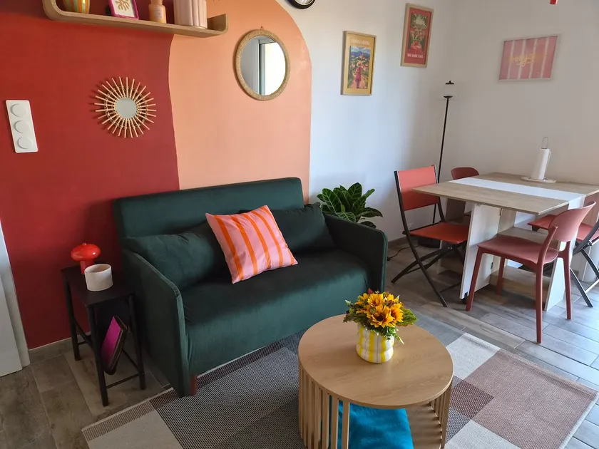 the colorful studio - Image 1