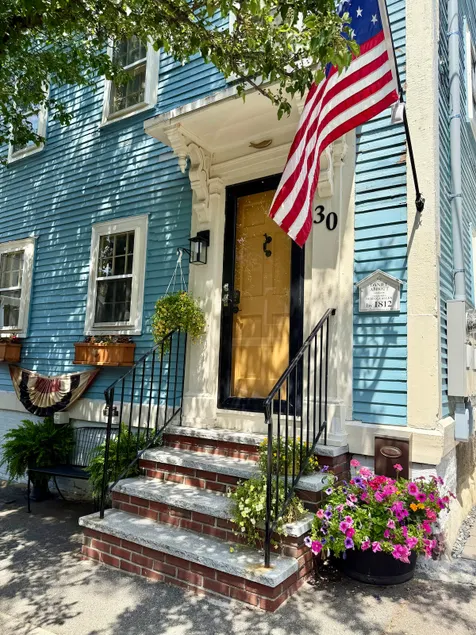 The Abbott Allen House | Historic Downtown Luxury - Image 1