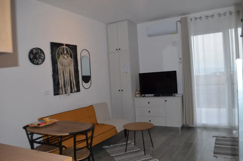 Sea La Vie Tale Apartments - Image 1
