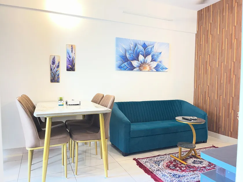 Stylish 2bhk Flat Near Magarpatta & Koregaon Park - Image 1