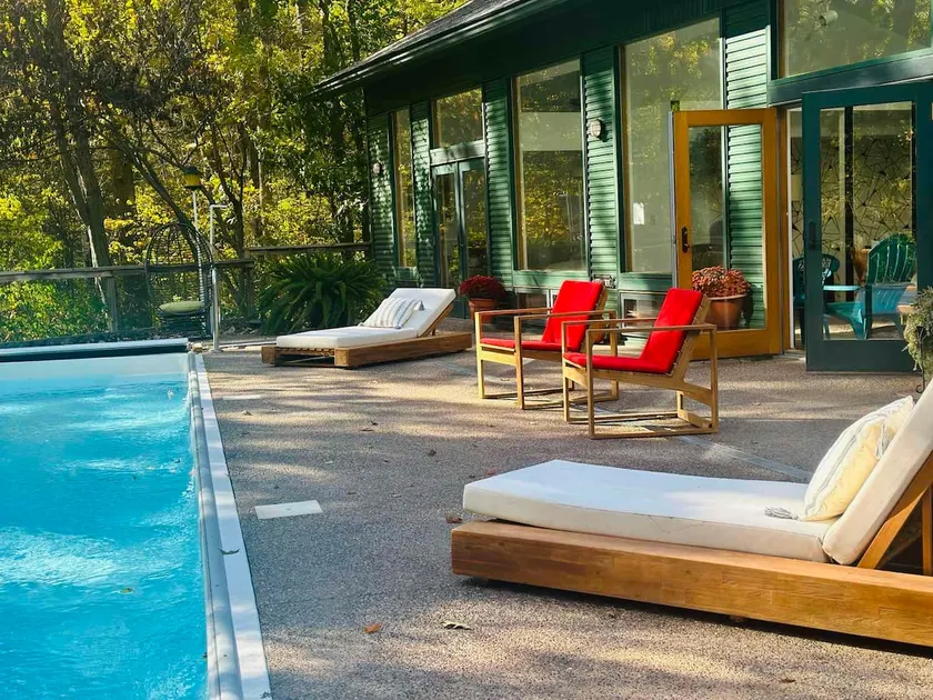 Willow Creek Retreat - Image 1