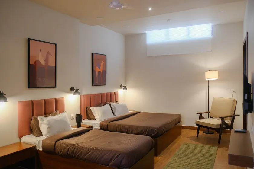 Corner House | Spacious Studio Suite - Image 1