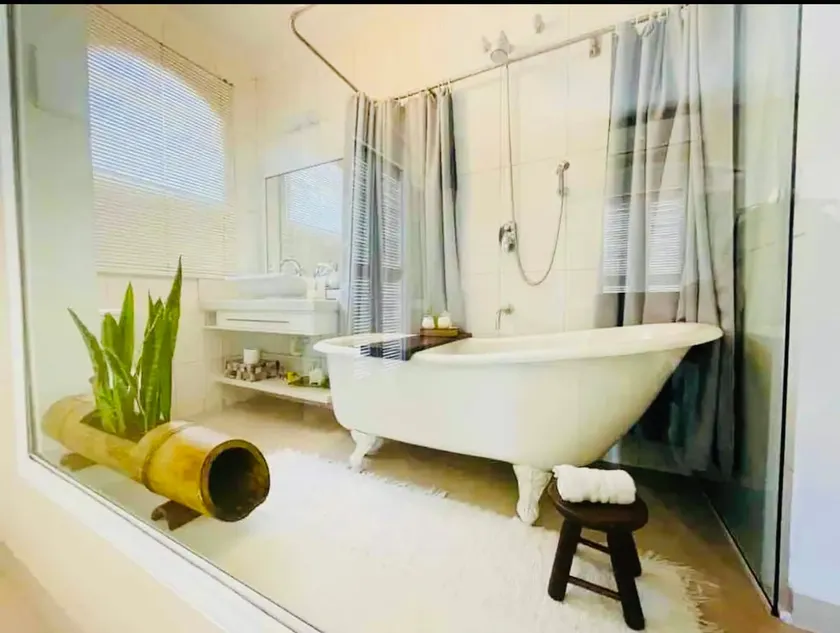 House 600 meters from Praia Inteira, Air-Conditioned! - Image 1