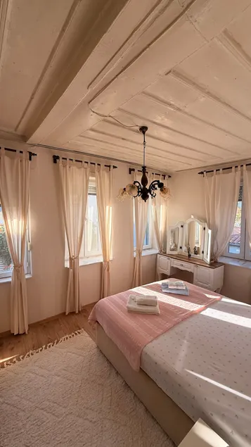 Rock'n Home - Image 1