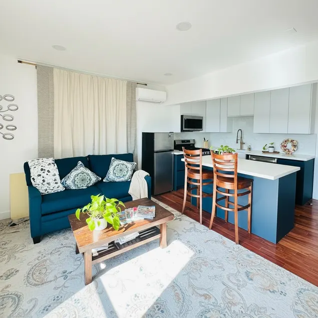 Luxury Multi-Level Suite with Deck & Mountain View - Image 1