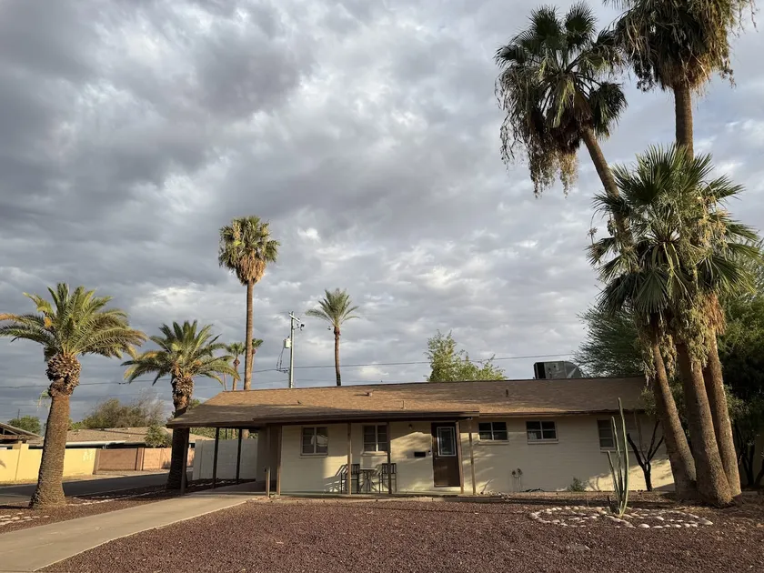 A cozy home near ASU and quick access to freeways - Image 1