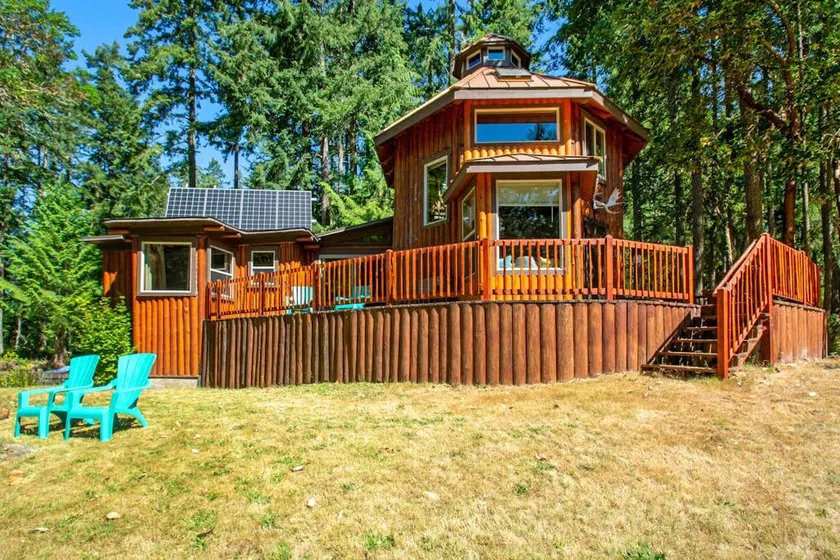 1BR Dog Friendly - WoodStove - Deck - Firepit - Image 1