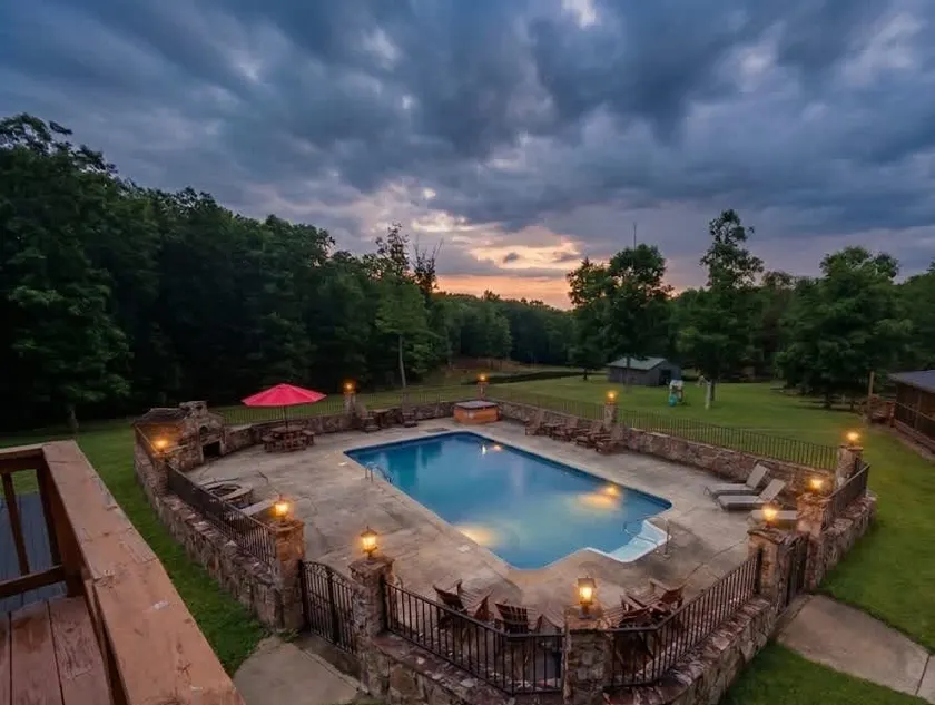 The Lodge at Cloudland with a private pool - Image 1