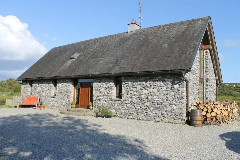 Beautiful Stone Riverside Retreat Galway - Image 1