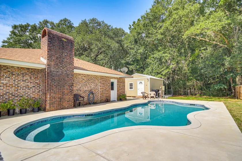 Family Getaway w/ Pool on 8 Acres in Carriere! - Image 1
