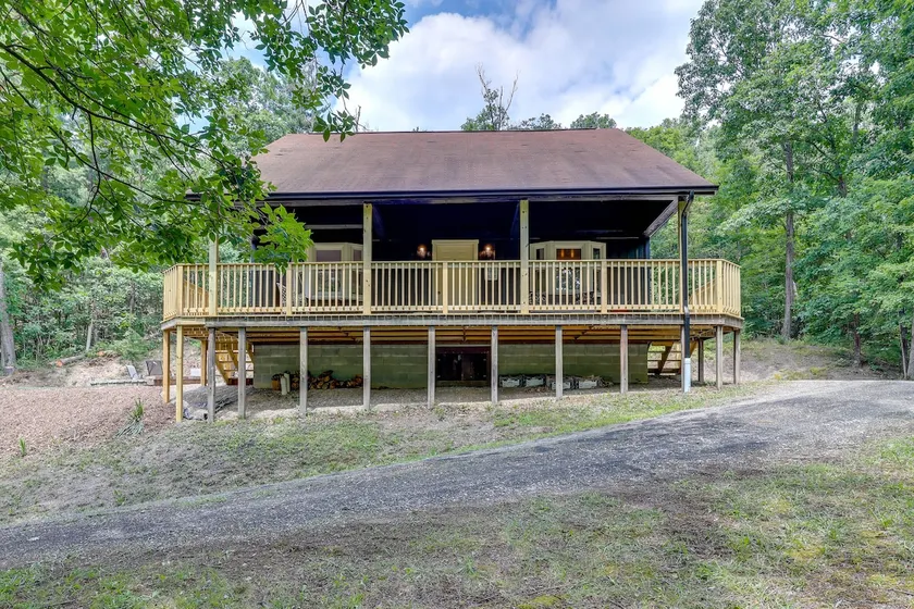 Swings, Fire Pit + Views: Shirleysburg Cabin! - Image 1