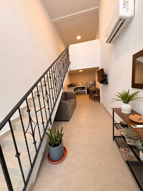 Modern Loft 5 mins from Historic Downtown - Image 1