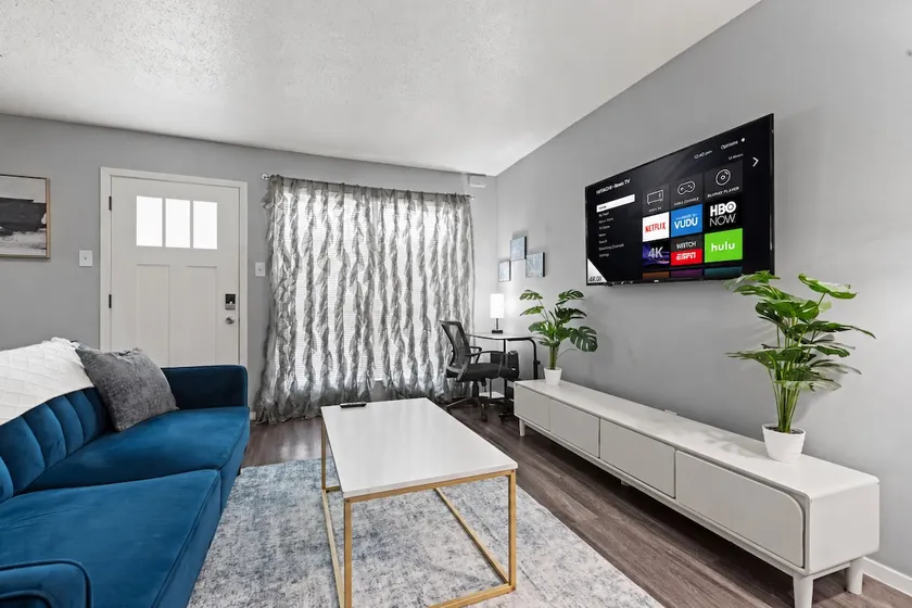 Cozy 1BR in a convenient Austin location - Image 1