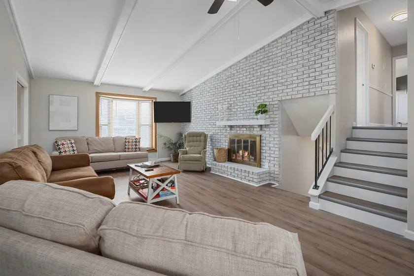 Blair's House in St Peters 4 Bed 2 Bath Sleeps 10 - Image 1