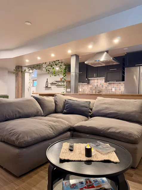 Modern and cozy Basement suite - Image 1