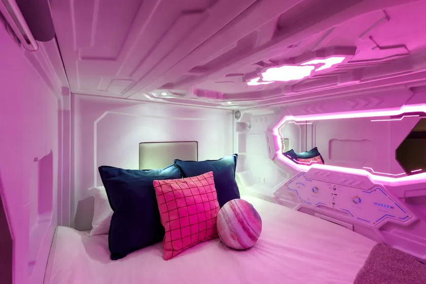 [SPACESHIP 1] A private stay that feels like a spaceship | A 5-minute walk from Numabukuro Station, 41 m² | Direct access to Shinjuku | For families - Image 1