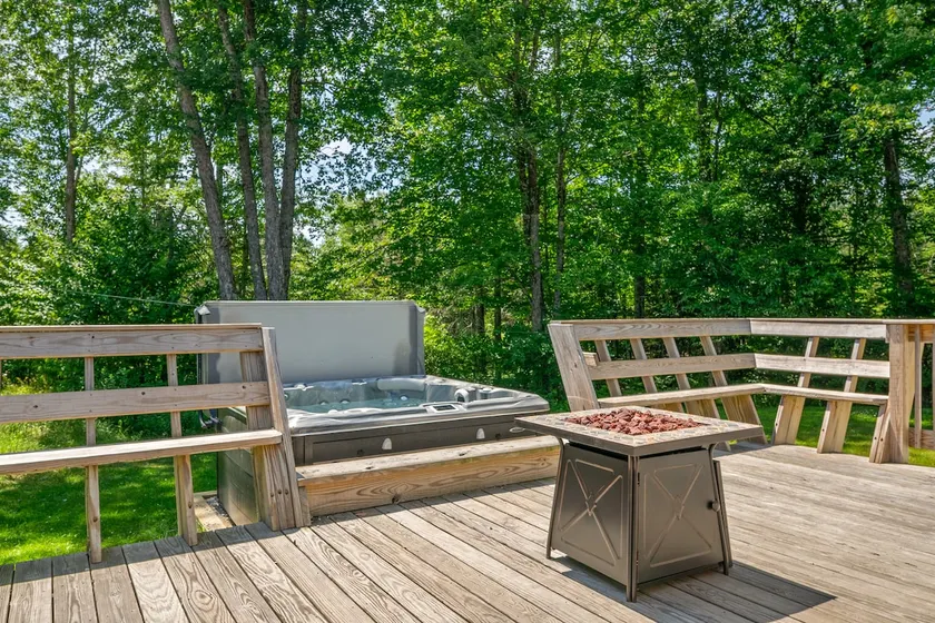 Dual King Basecamp + Hot Tub, EV, Trailer, Pets - Image 1