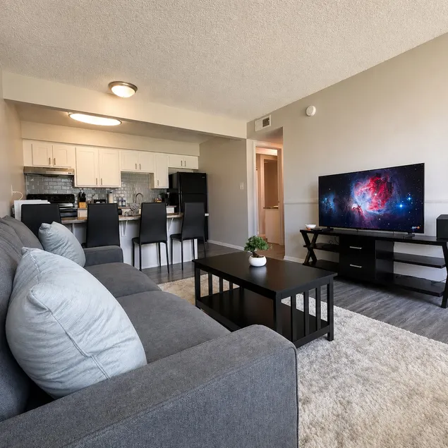 Modern & Stylish Tempe 1BR | Resort Amenities - Image 1