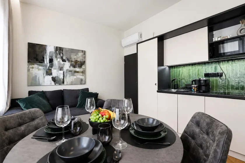 Modern Design Studio Prague City Center - Image 1