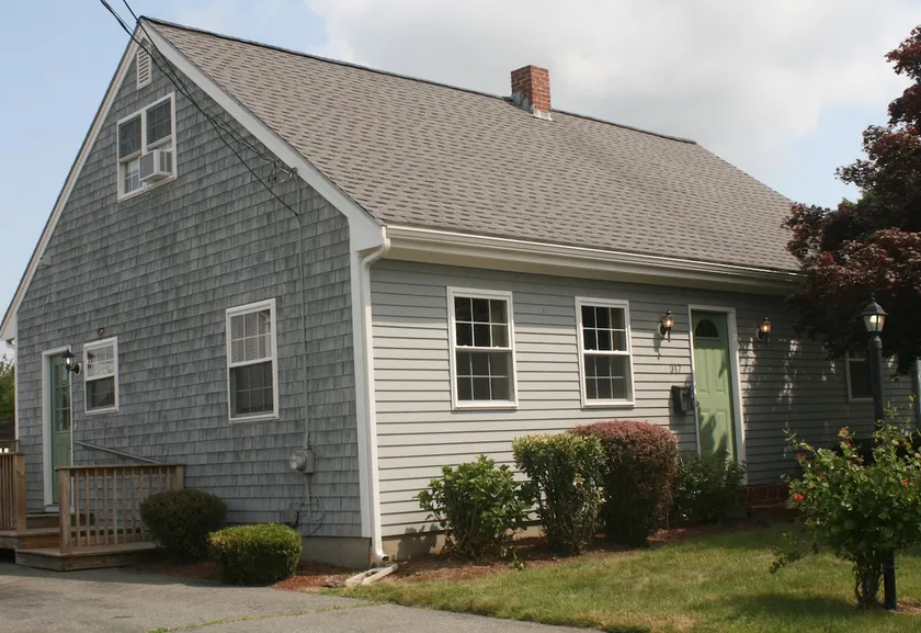 Spacious 3BR Home Near Downtown New Bedford - Image 1