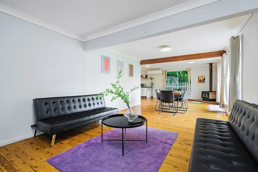 Blue Mountains Retreat | 3BR, 3BA + Games Room m18 - Image 1