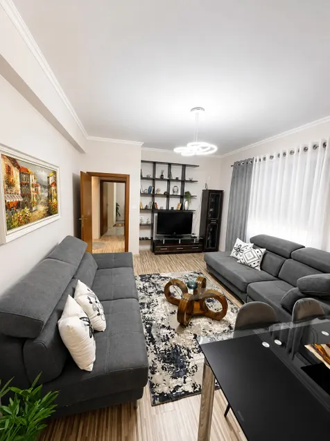 Vintage Blloku Apartment - Image 1