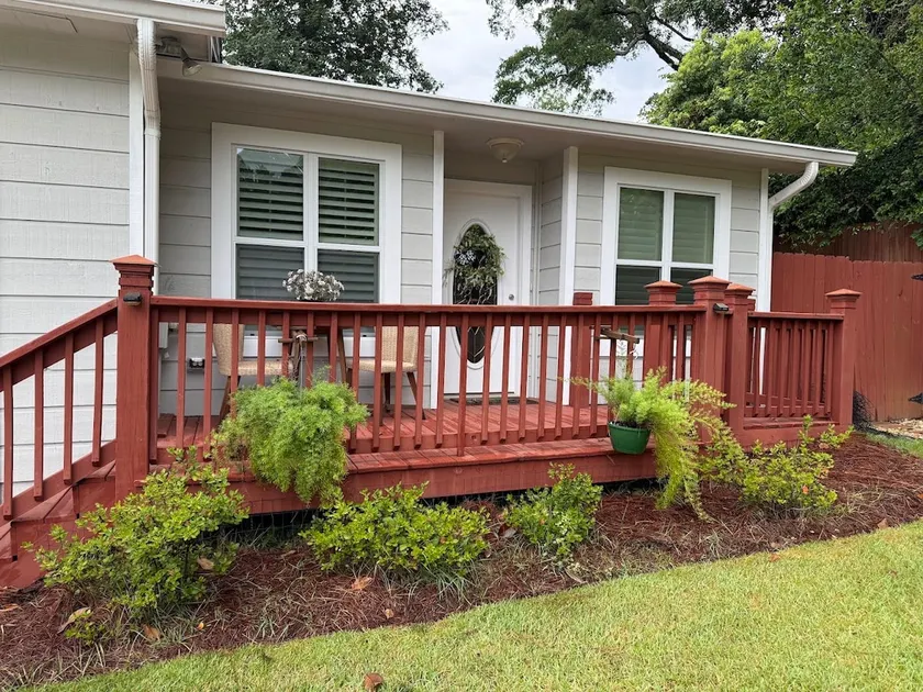 Cozy Guest House w/ Private Entrance - Image 1