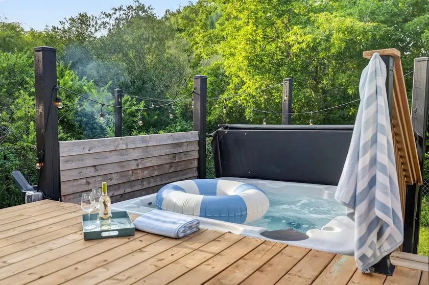 Creekside Retreat | Hot Tub | Fire Pit | Wineries - Image 1
