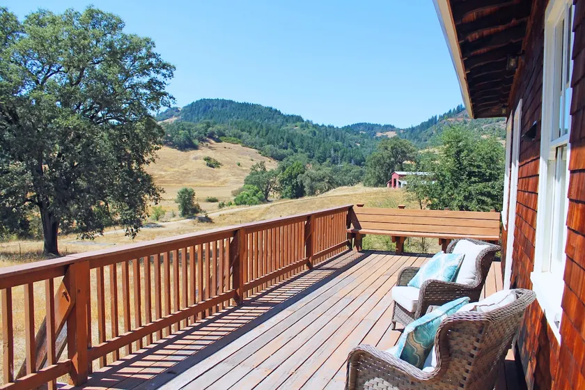 Historic Ridgewood Ranch • Charming Guest Cottage - Image 1