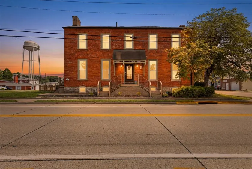 Historic 200-Year-Old Home | River Town | Sleeps 8 - Image 1