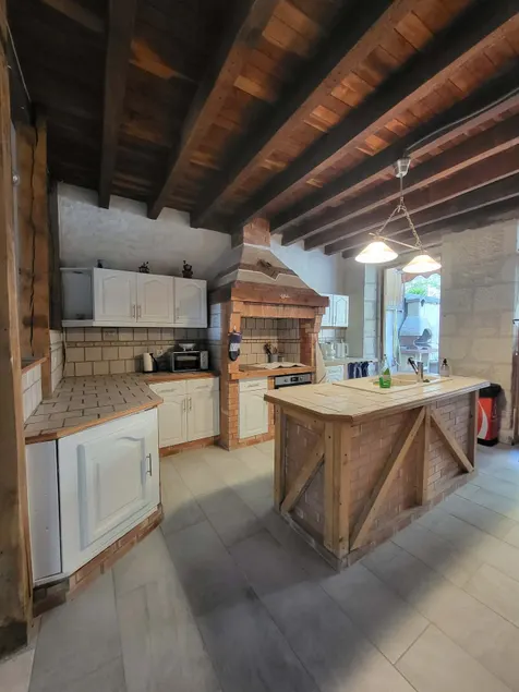 Small village house - Image 1