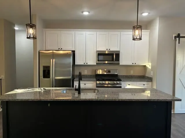 3bed 2 bath with King master Sycamore - Image 1