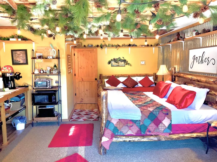 Perfect GetawayCabin Themed Farm UF/HITS/WEC - Image 1