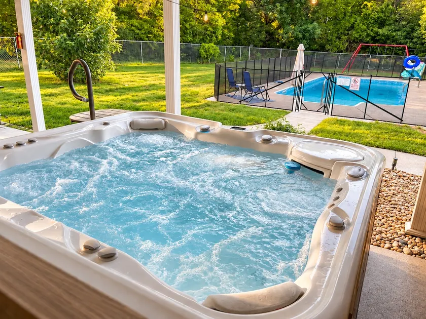 Hot Tub, Pool, Game Rooms, & Star Wars Theater! - Image 1