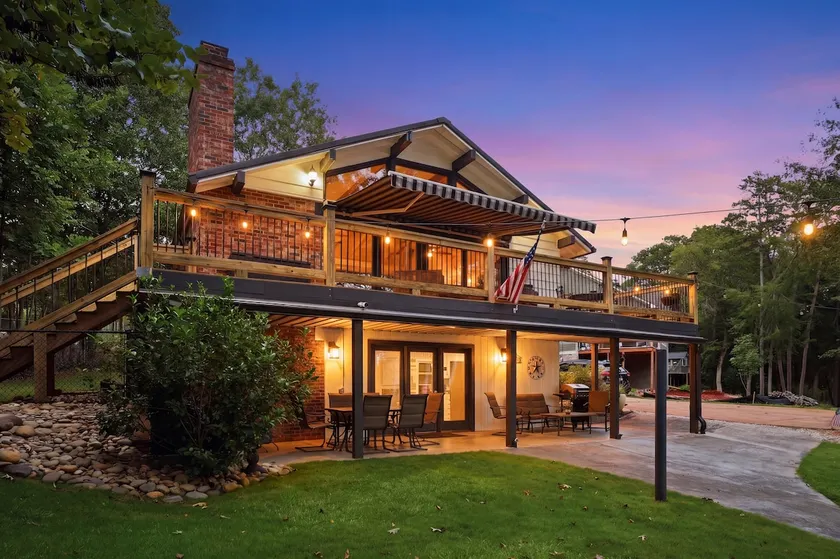 Charming 3BR Lakehouse w/ Private Dock | Sleeps 12 - Image 1
