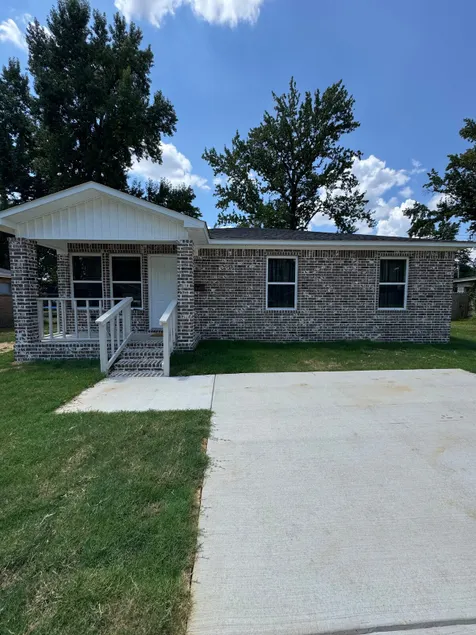 Home in Jacksonville - Image 1